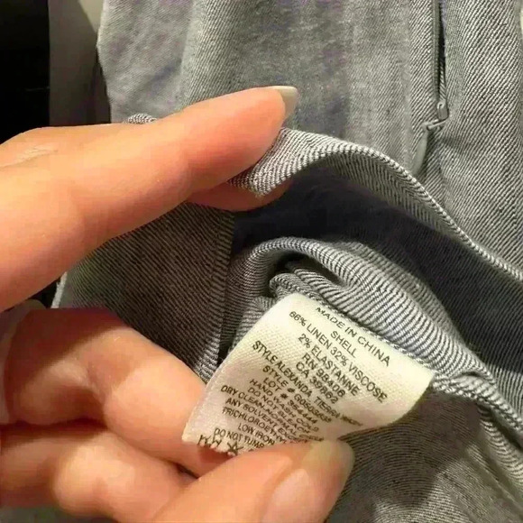 NWOT THEORY Ruffled Alexanda
Dress Light Denim Tierra Wash Sz 8
H053612R $245 - Picture 3 of 5